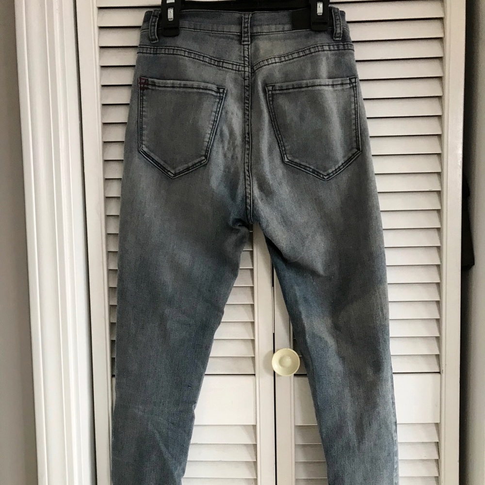 BDG High Waist Twig Ankle Skinny Jean